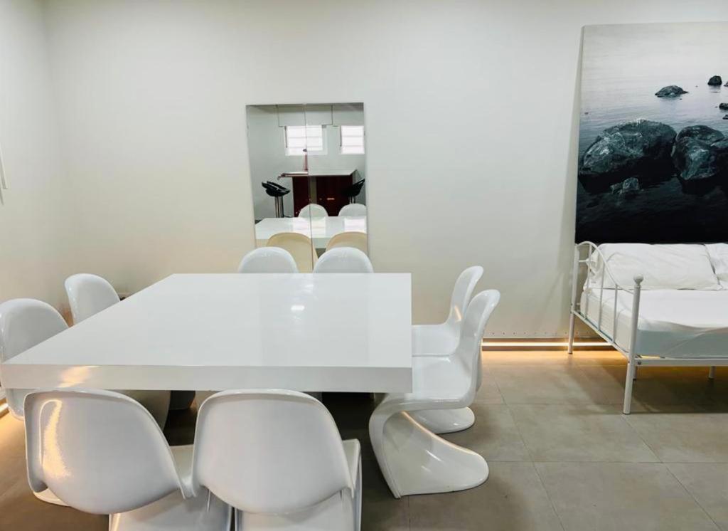 Incredible Luxury Location In Puerto Banus Beach For Families Marbella Exterior photo