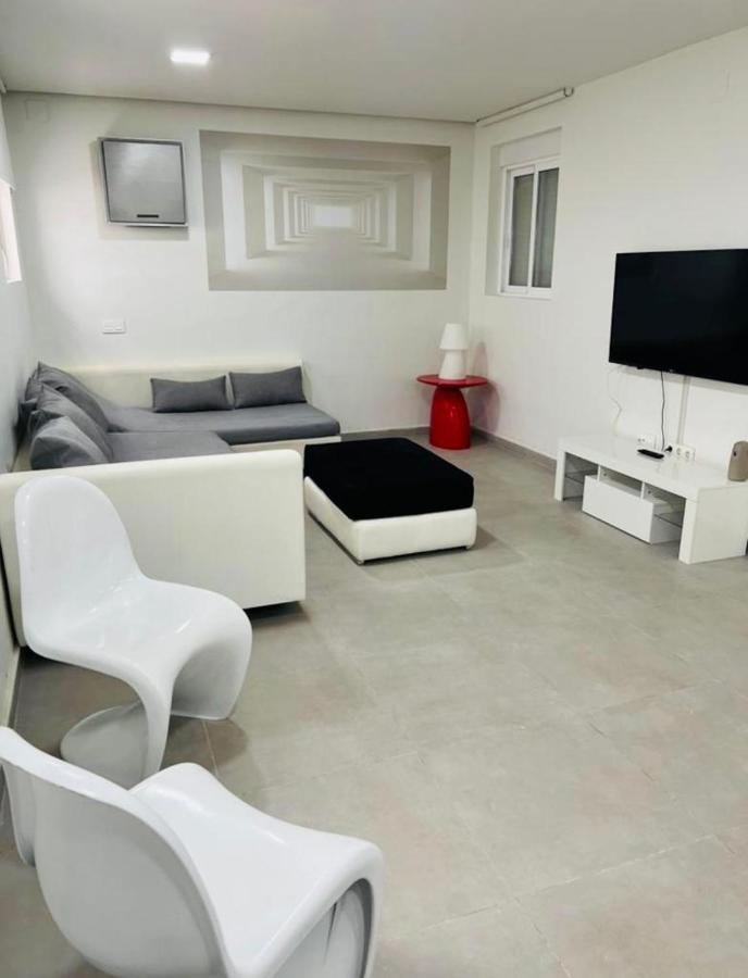 Incredible Luxury Location In Puerto Banus Beach For Families Marbella Exterior photo