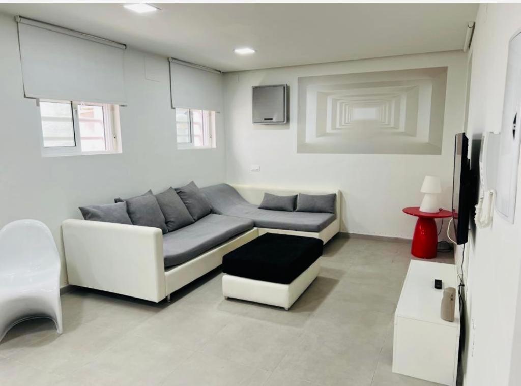 Incredible Luxury Location In Puerto Banus Beach For Families Marbella Exterior photo
